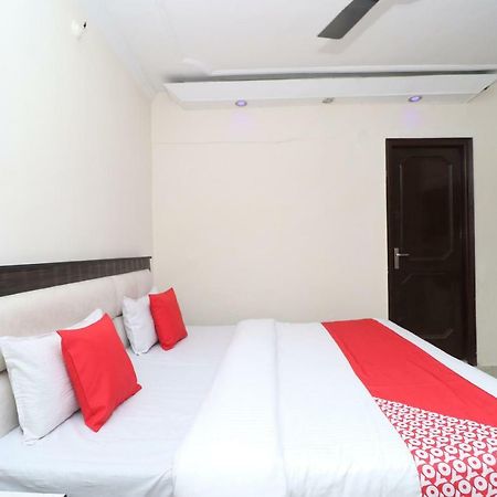 Oyo 37721 Hotel Kings Pathānkot Exterior foto