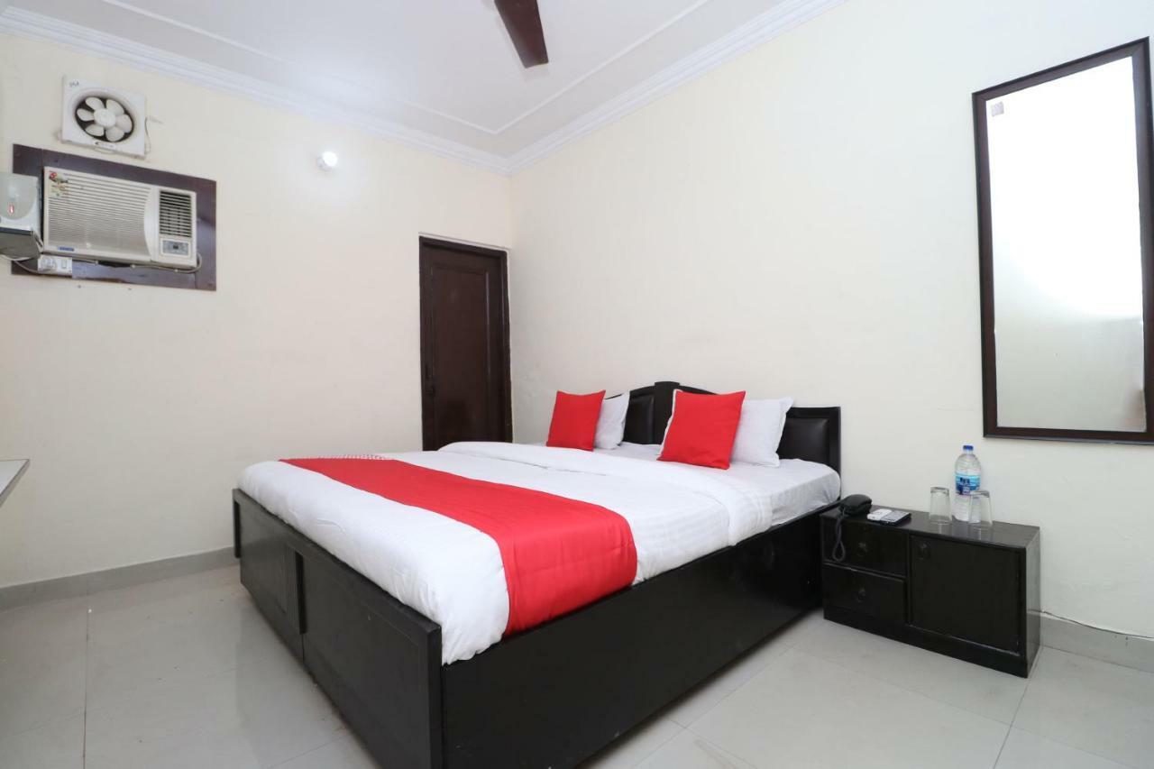 Oyo 37721 Hotel Kings Pathānkot Exterior foto